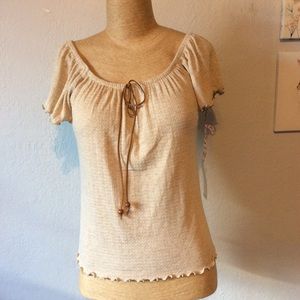 Sweetlilac Cream Scoop Neck Leather Tie in Front